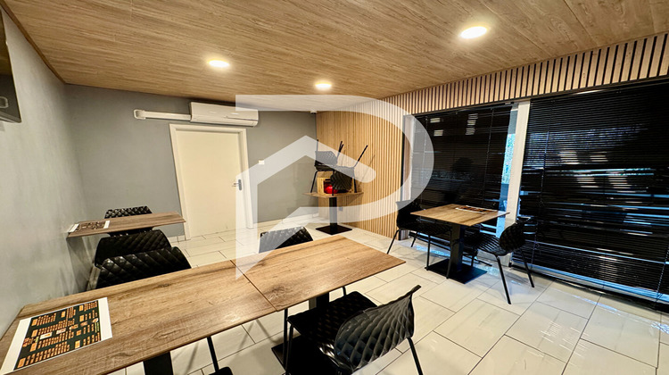 Ma-Cabane - Vente Immeuble QUIEVRECHAIN, 150 m²