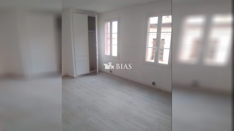 Ma-Cabane - Vente Immeuble Quillebeuf-sur-Seine, 290 m²