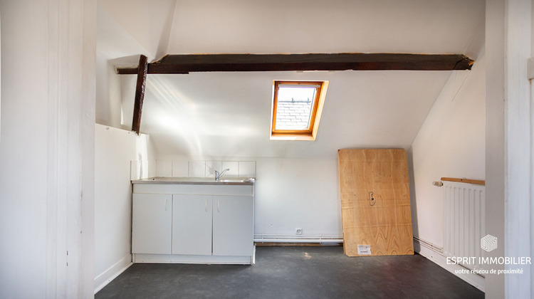 Ma-Cabane - Vente Immeuble RIEC-SUR-BELON, 95 m²