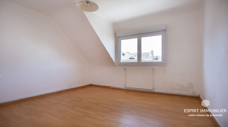Ma-Cabane - Vente Immeuble RIEC-SUR-BELON, 95 m²