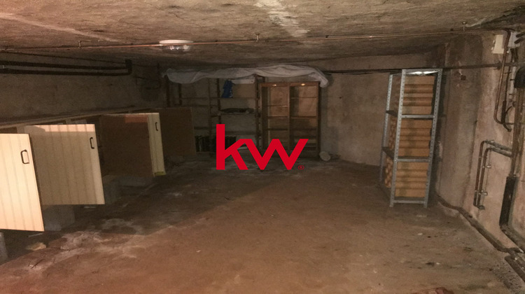 Ma-Cabane - Vente Immeuble Riom, 70 m²