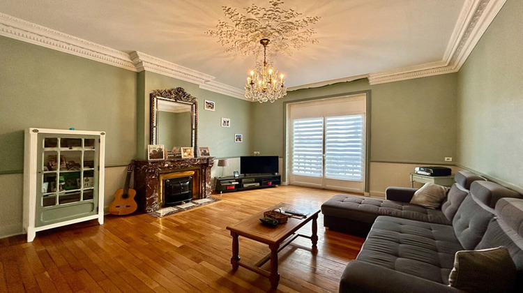 Ma-Cabane - Vente Immeuble RIORGES, 281 m²