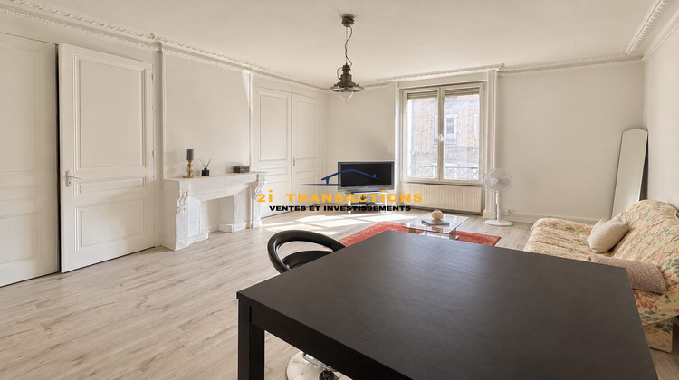 Ma-Cabane - Vente Immeuble Rive-de-Gier, 210 m²