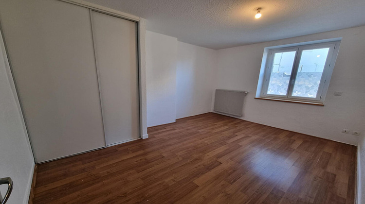 Ma-Cabane - Vente Immeuble ROCHE-LA-MOLIERE, 239 m²