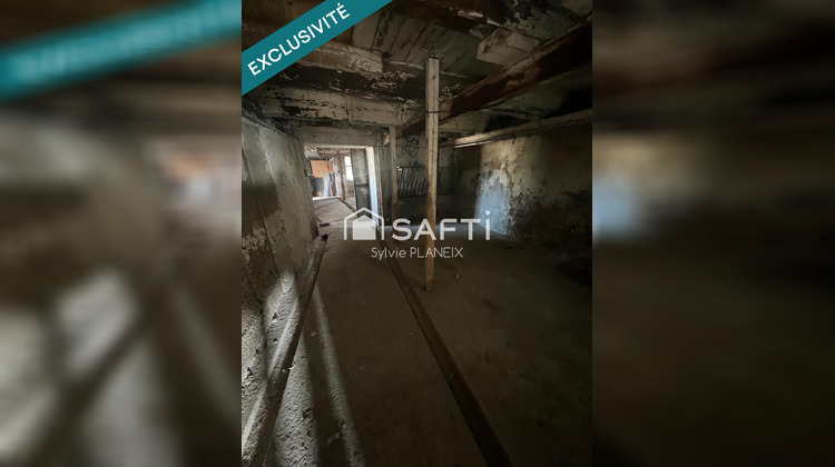 Ma-Cabane - Vente Immeuble Rochefort-Montagne, 223 m²