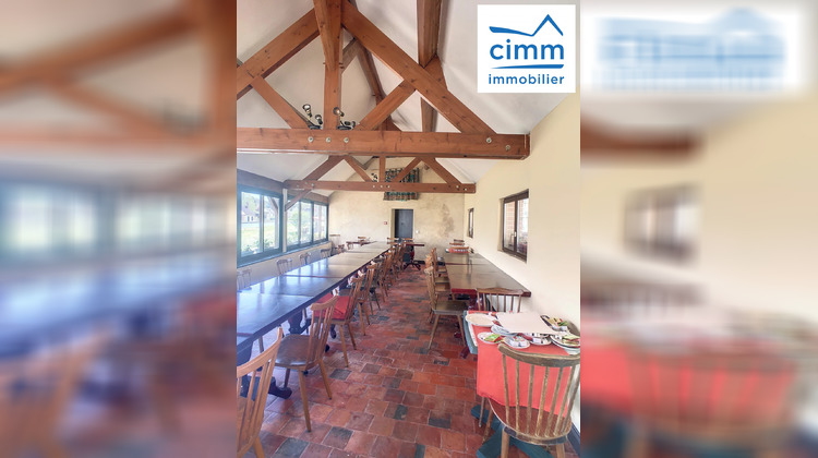 Ma-Cabane - Vente Immeuble Rogny-les-Sept-Écluses, 1166 m²