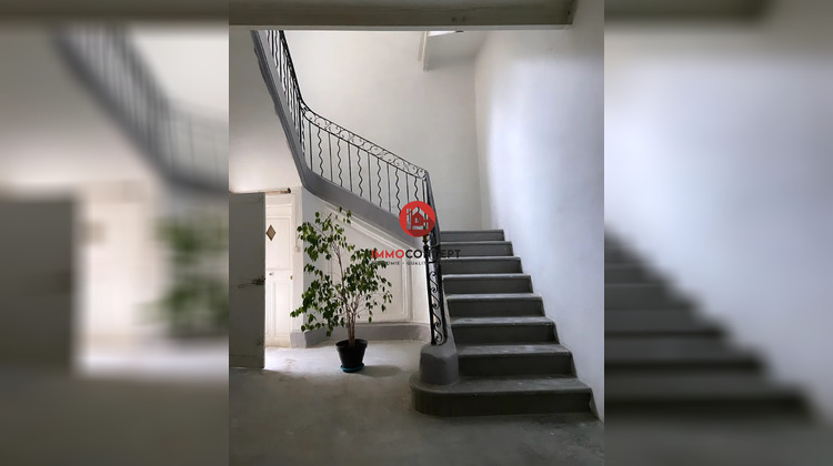 Ma-Cabane - Vente Immeuble Roquemaure, 220 m²