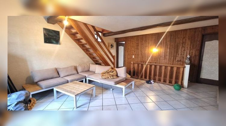 Ma-Cabane - Vente Immeuble Rozier-en-Donzy, 460 m²