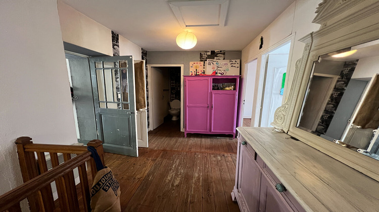 Ma-Cabane - Vente Immeuble RUELLE-SUR-TOUVRE, 215 m²