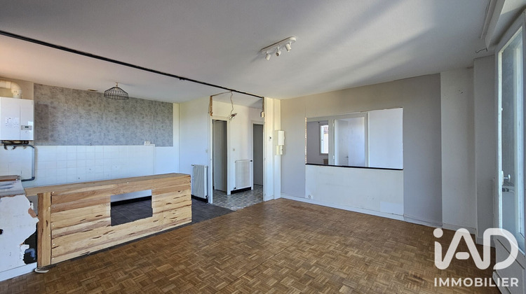 Ma-Cabane - Vente Immeuble Ruelle-sur-Touvre, 125 m²