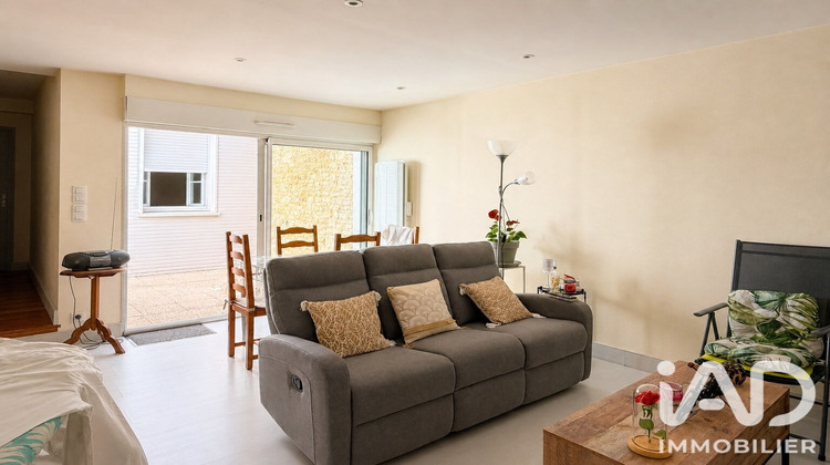 Ma-Cabane - Vente Immeuble Ruffec, 461 m²