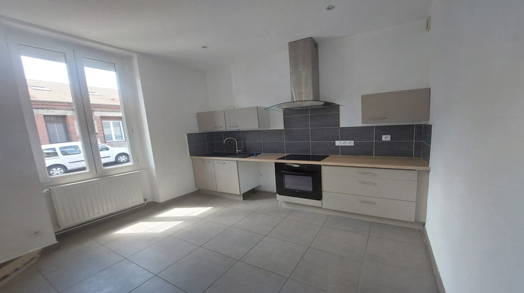 Ma-Cabane - Vente Immeuble Saint-Étienne, 215 m²