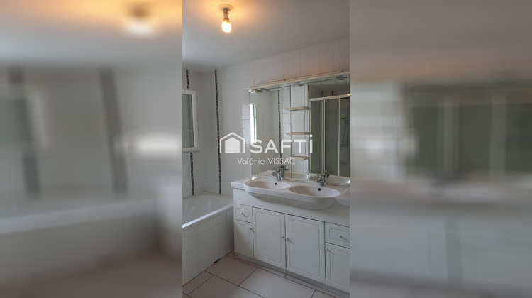 Ma-Cabane - Vente Immeuble Saint-Agnant, 210 m²