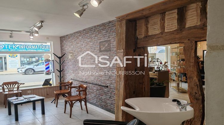 Ma-Cabane - Vente Immeuble Saint-Aigulin, 304 m²