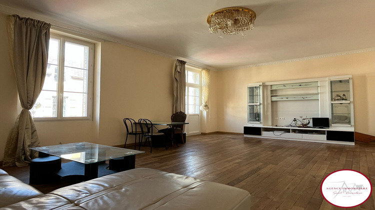 Ma-Cabane - Vente Immeuble SAINT-AMAND-MONTROND, 355 m²