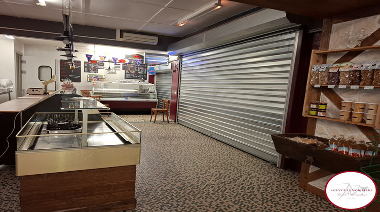 Ma-Cabane - Vente Immeuble SAINT-AMAND-MONTROND, 335 m²