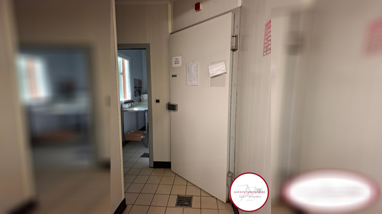 Ma-Cabane - Vente Immeuble SAINT-AMAND-MONTROND, 335 m²