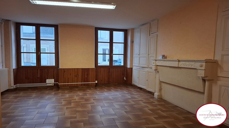 Ma-Cabane - Vente Immeuble SAINT-AMAND-MONTROND, 130 m²