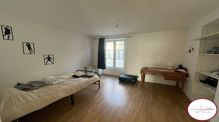 Ma-Cabane - Vente Immeuble SAINT-AMAND-MONTROND, 275 m²