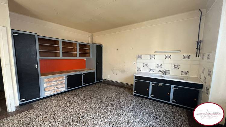 Ma-Cabane - Vente Immeuble SAINT-AMAND-MONTROND, 290 m²