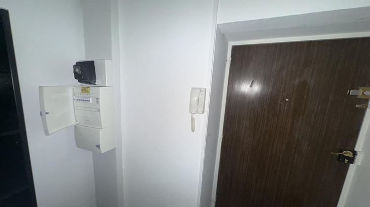 Ma-Cabane - Vente Immeuble SAINT AMAND MONTROND, 575 m²