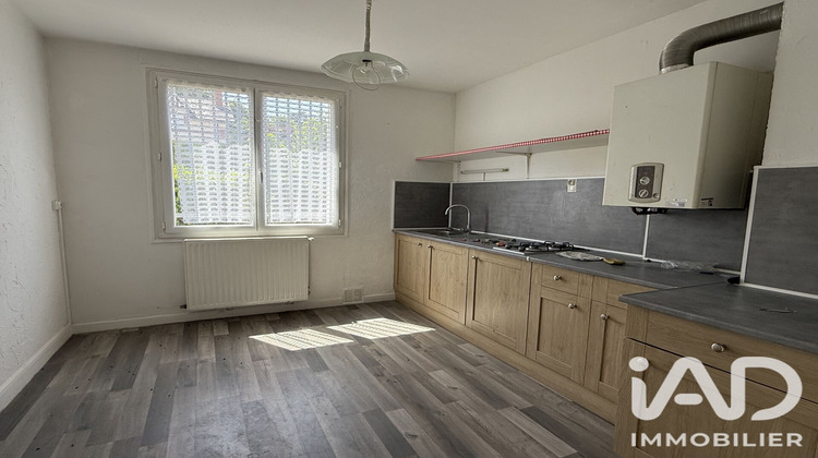 Ma-Cabane - Vente Immeuble Saint-Amand-Montrond, 1244 m²