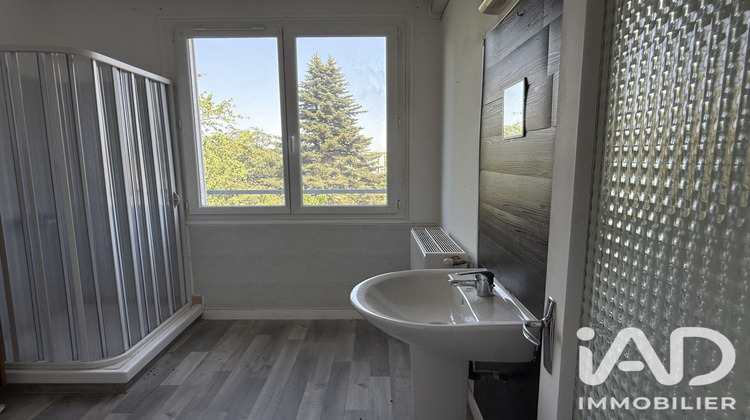 Ma-Cabane - Vente Immeuble Saint-Amand-Montrond, 1244 m²