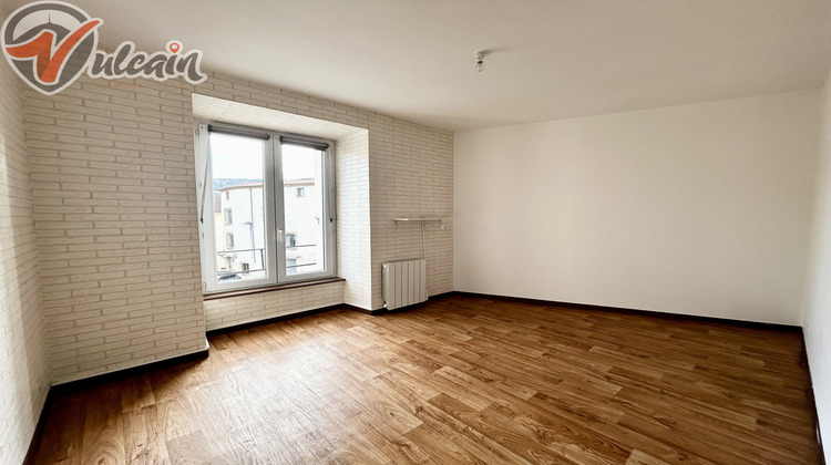 Ma-Cabane - Vente Immeuble Saint-Amant-Tallende, 197 m²