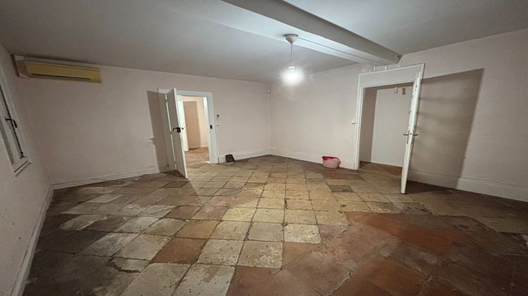 Ma-Cabane - Vente Immeuble SAINT-BARTHELEMY-DE-BELLEGARDE, 390 m²