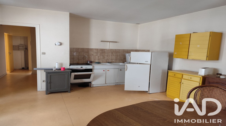 Ma-Cabane - Vente Immeuble Saint-Bonnet-le-Château, 130 m²