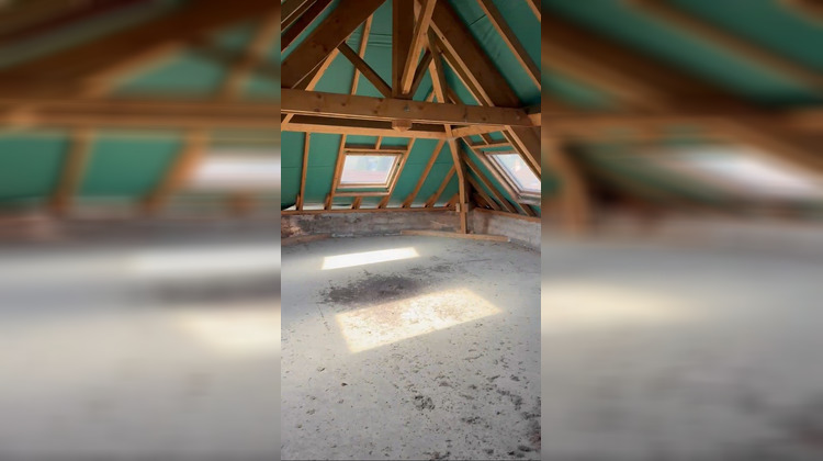 Ma-Cabane - Vente Immeuble Saint-Bueil, 210 m²