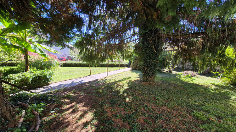 Ma-Cabane - Vente Immeuble SAINT-CIRGUES-LA-LOUTRE, 275 m²