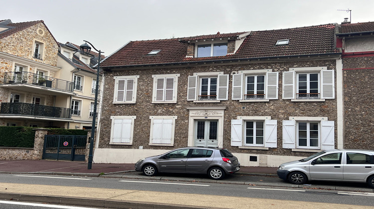 Ma-Cabane - Vente Immeuble SAINT-CYR-L'ECOLE, 186 m²