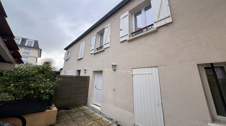 Ma-Cabane - Vente Immeuble SAINT-CYR-L'ECOLE, 186 m²