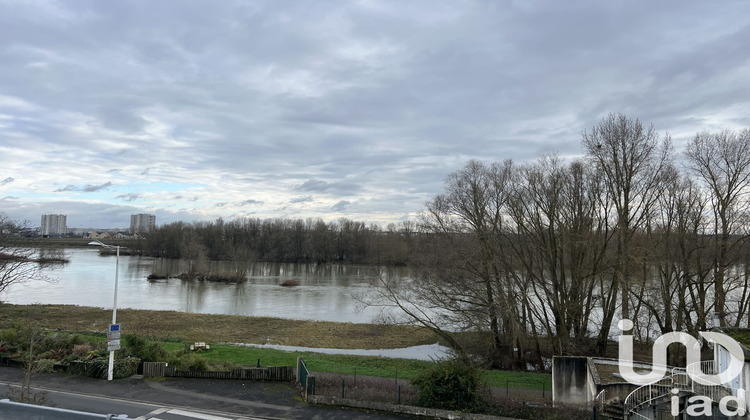 Ma-Cabane - Vente Immeuble Saint-Cyr-sur-Loire, 110 m²