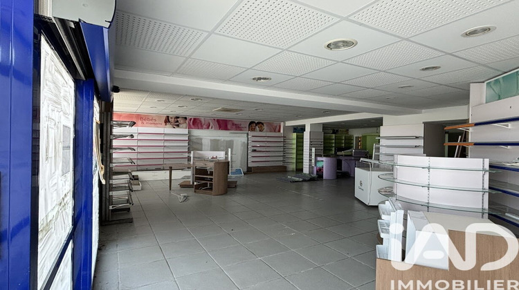 Ma-Cabane - Vente Immeuble Saint-Denis-de-Gastines, 301 m²