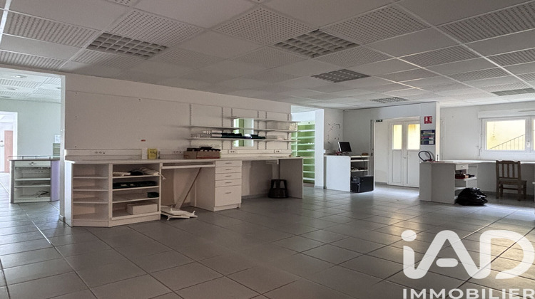 Ma-Cabane - Vente Immeuble Saint-Denis-de-Gastines, 301 m²