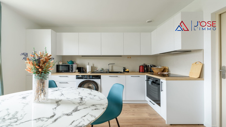 Ma-Cabane - Vente Immeuble Saint-Denis-de-Pile, 160 m²
