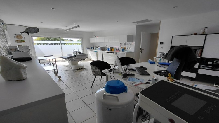 Ma-Cabane - Vente Immeuble Saint-Estèphe, 135 m²