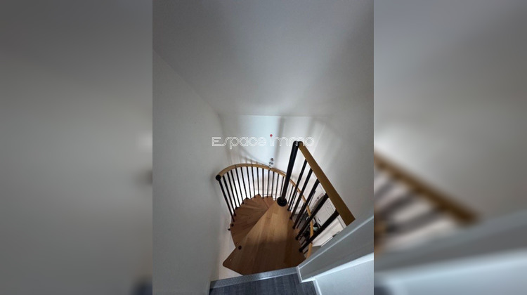 Ma-Cabane - Vente Immeuble SAINT-ETIENNE-DU-ROUVRAY, 400 m²