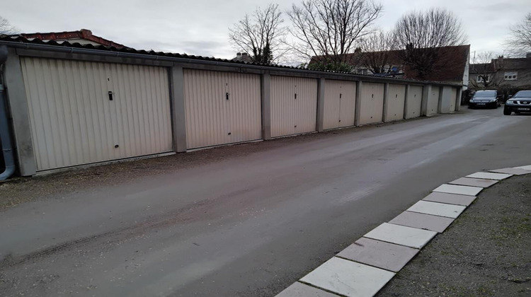 Ma-Cabane - Vente Immeuble SAINT FLORENT SUR CHER, 643 m²