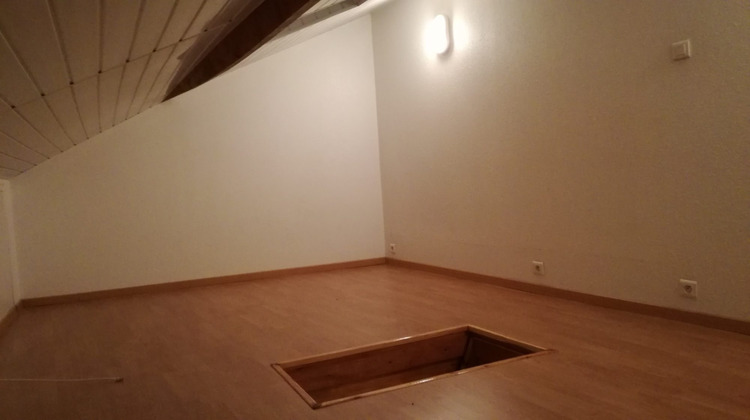 Ma-Cabane - Vente Immeuble Saint-Flour, 97 m²