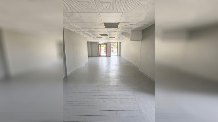 Ma-Cabane - Vente Immeuble SAINT GAULTIER, 306 m²