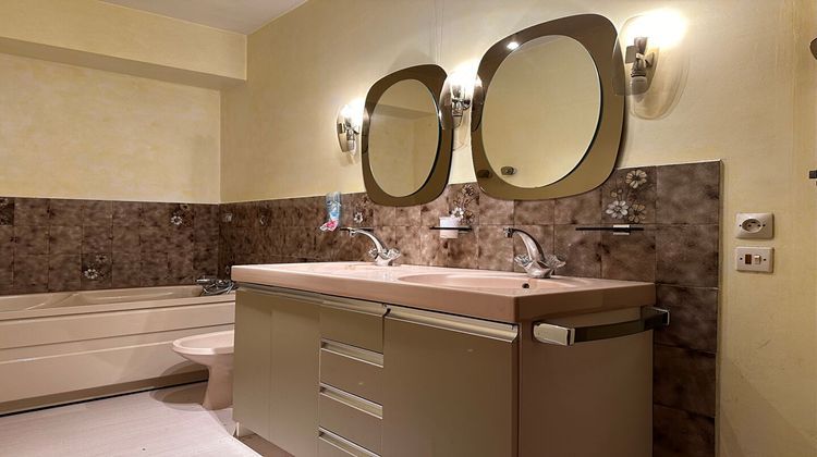 Ma-Cabane - Vente Immeuble SAINT-GENIEZ-D'OLT, 116 m²