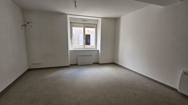 Ma-Cabane - Vente Immeuble SAINT-GENIEZ-D'OLT, 300 m²