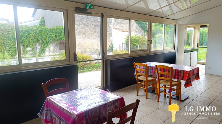 Ma-Cabane - Vente Immeuble Saint-Genis-de-Saintonge, 242 m²