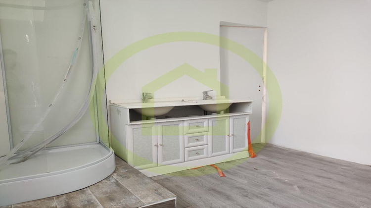 Ma-Cabane - Vente Immeuble SAINT GENIS DE SAINTONGE, 280 m²