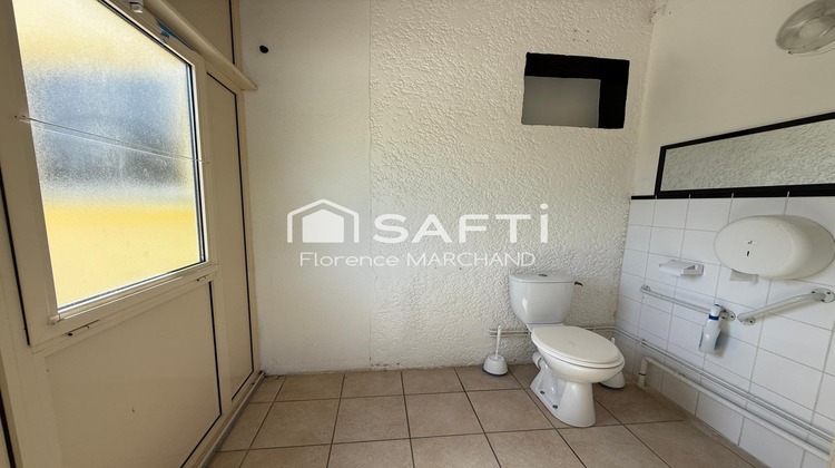 Ma-Cabane - Vente Immeuble Saint-Genis-de-Saintonge, 246 m²