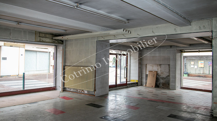 Ma-Cabane - Vente Immeuble SAINT-GENIX-SUR-GUIERS, 180 m²