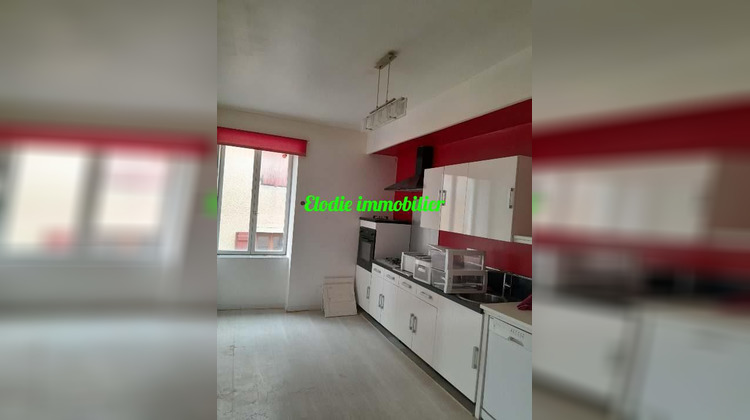 Ma-Cabane - Vente Immeuble Saint-Georges-d'Aurac, 150 m²